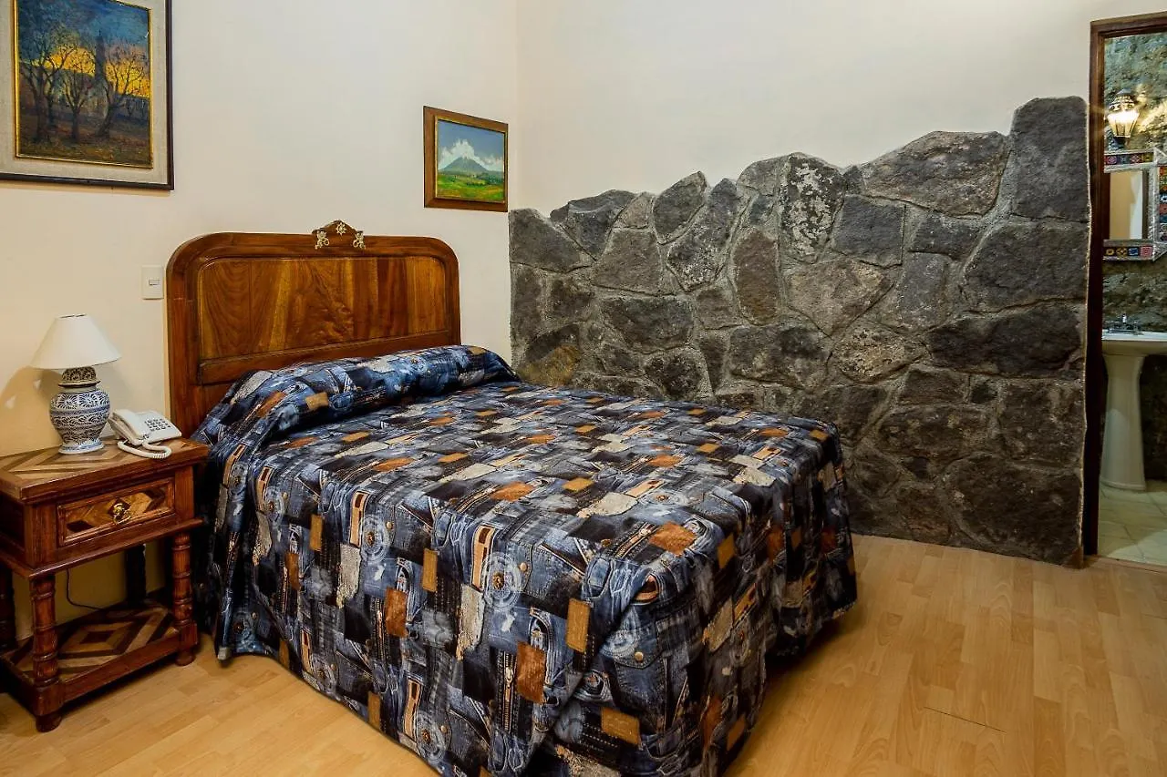 بويبلا Hotel La Plazuela
